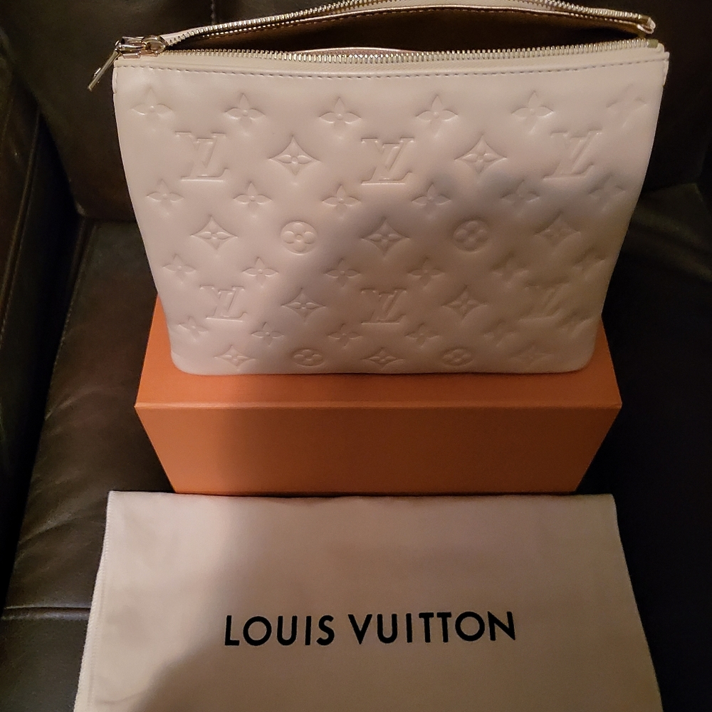 Louis vuttion - Picture 3 of 6